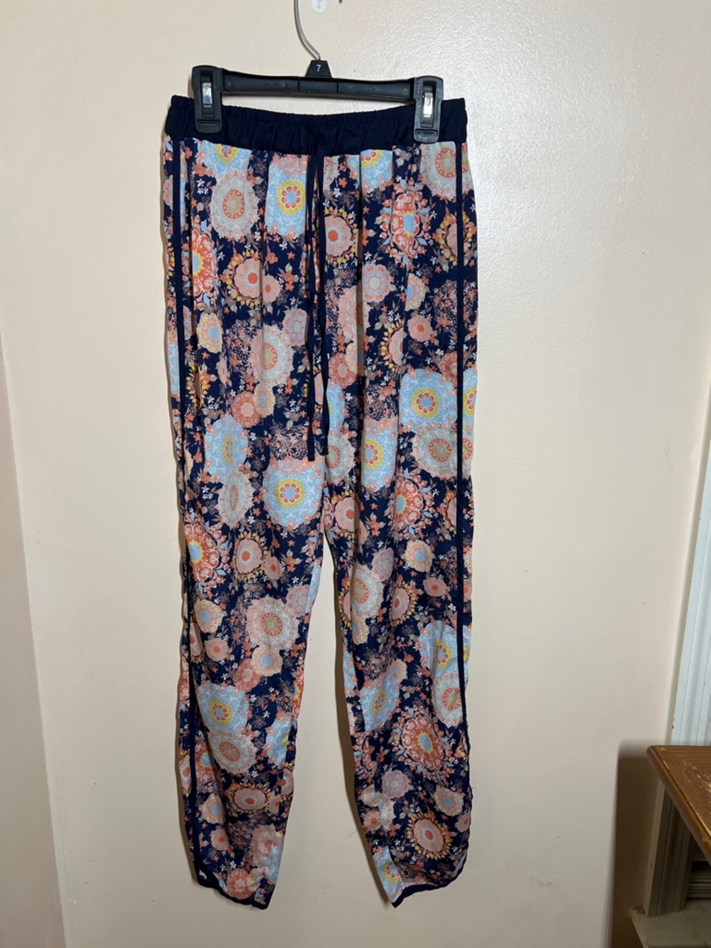 Women's Navy Floral Print Pull-On Pants